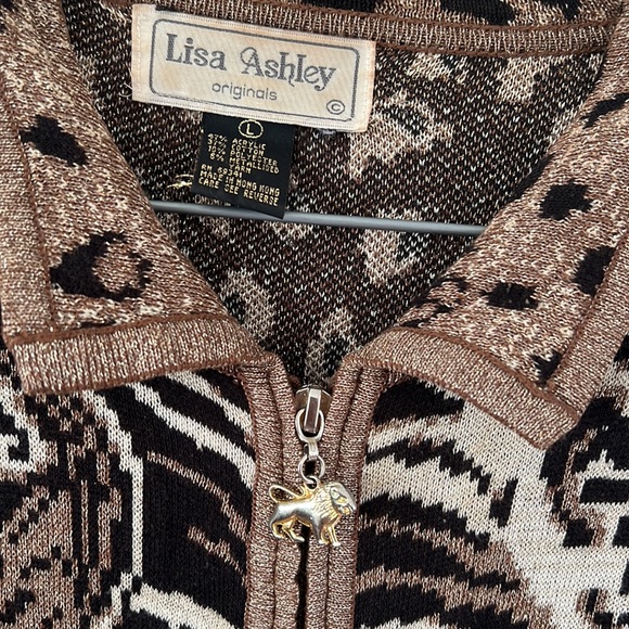 Vintage Lisa Ashley metallic tiger sweater.  Full front zipper.  Size Large. - Picture 4 of 8